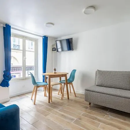 1d Sebastopol Republique Apartamento